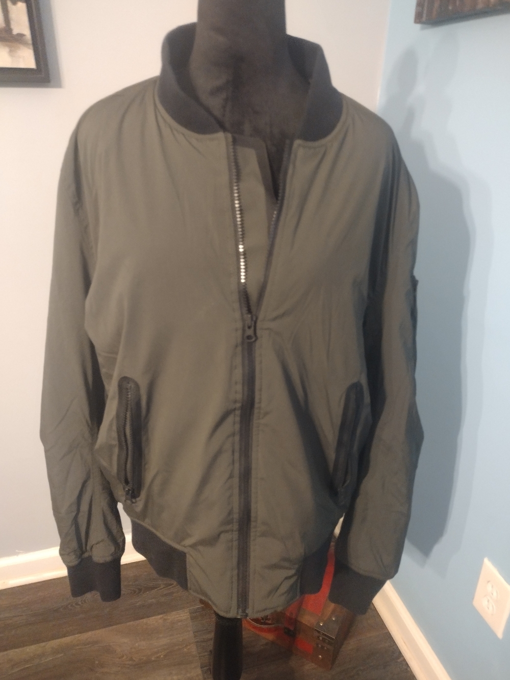 American Eagle Outfitters Olive Green Bomber Jacket